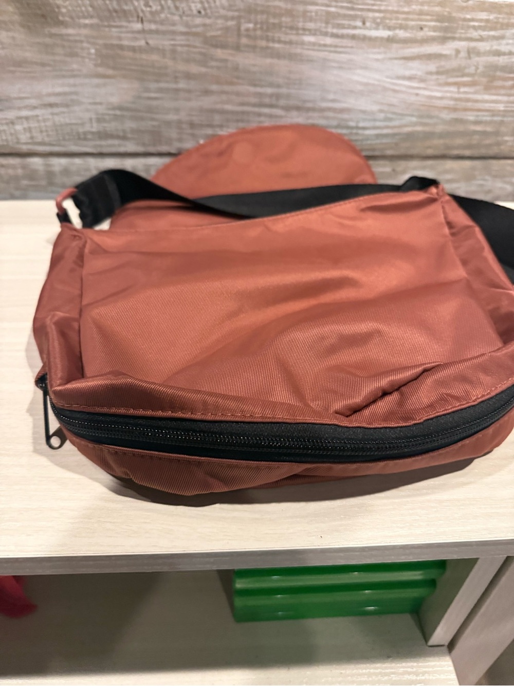 L.L. Bean Crossbody Bag in Rust - Picture 4 of 4